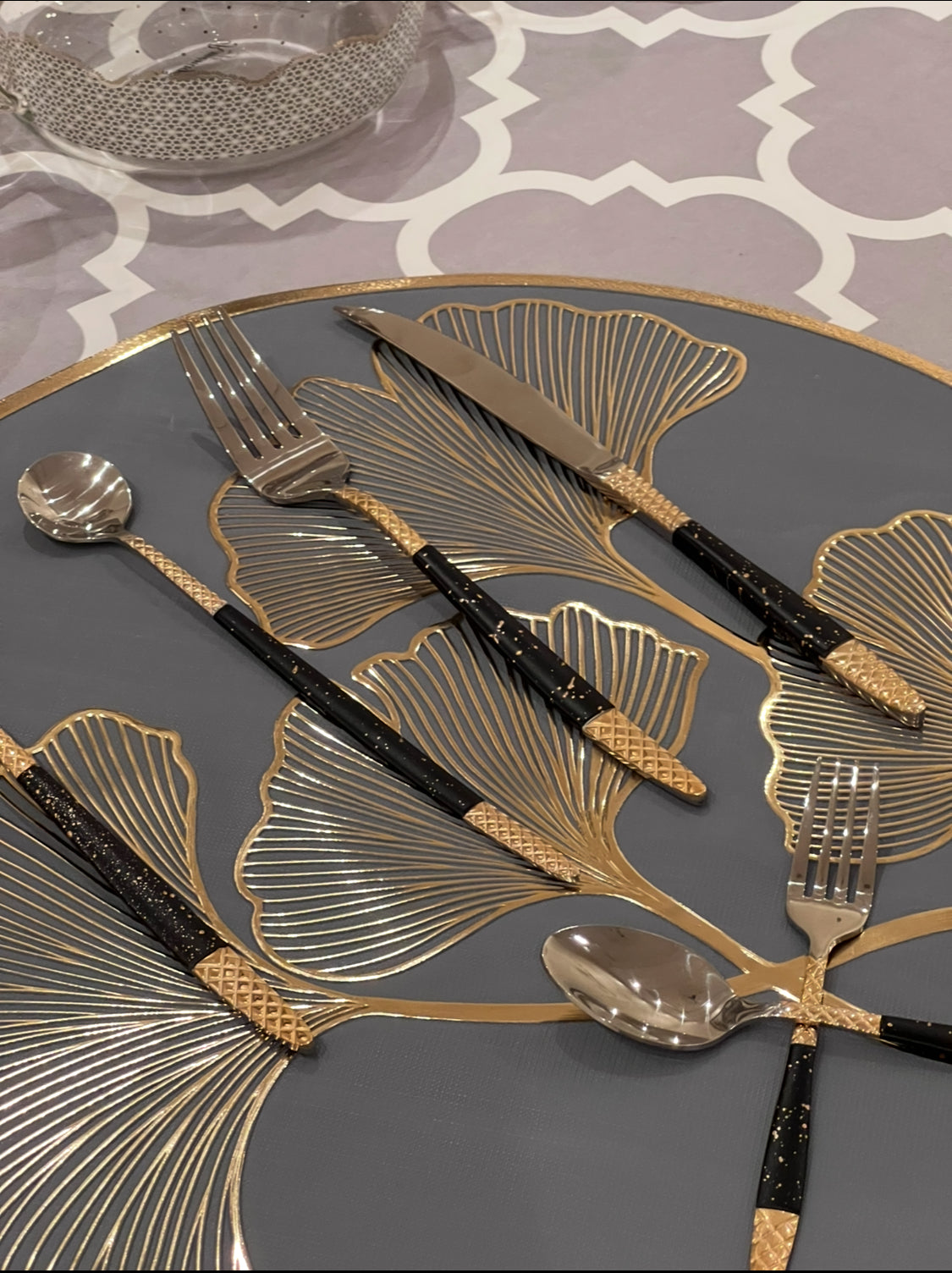 Service a Table Gris 53pcs + Cadeau 36pcs